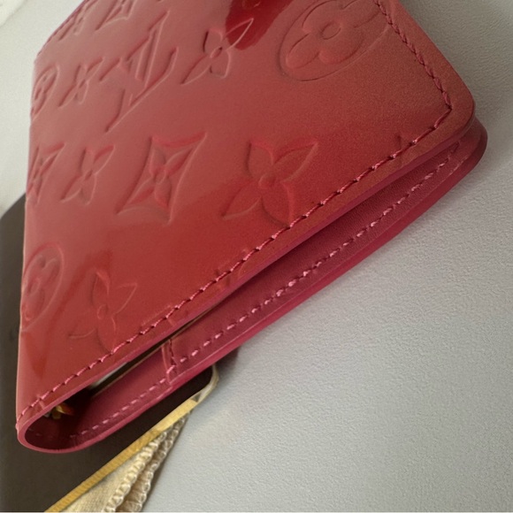 Authentic Louis Vuitton Pink VERNISE Agenda PM - Picture 4 of 12